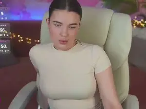 YourLolaBunny  live sex cam