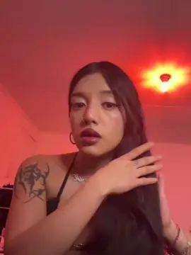 Harucristal  live sex cam