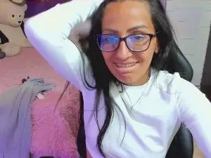 Alma_blue  live sex cam