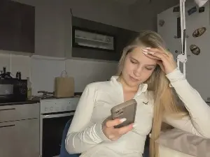 LiliDevargas  live sex cam