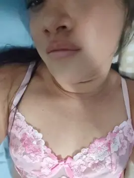 Mela3017  live sex cam