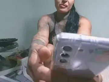 Tatoogirl06  live sex cam