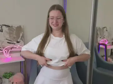 MillySlaubaugh  live sex cam