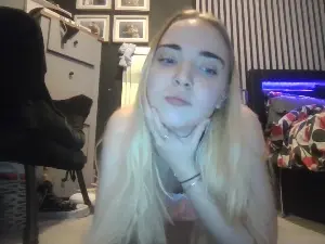 Lola_xoxo1  live sex cam