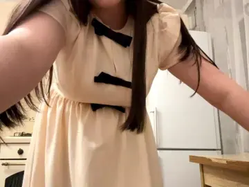 EveWiedyk  live sex cam