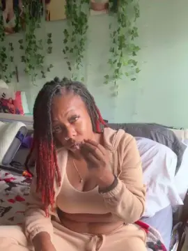 Slimtool  live sex cam