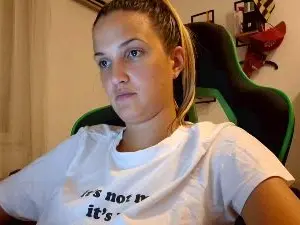 Valentino_chick  live sex cam