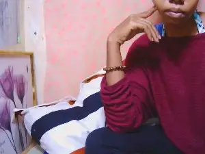 Ornelahkiss  live sex cam