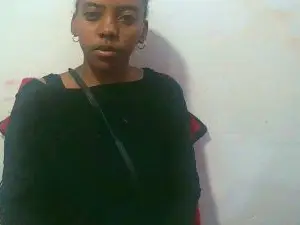Rojo  live sex cam