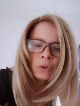 Calupink  live sex cam