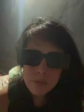 Caramelit00  live sex cam