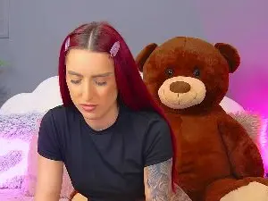 CrystallRed  live sex cam