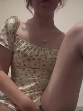 Misslenaanal  live sex cam