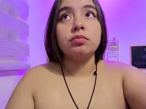 Cherry_valeria  live sex cam