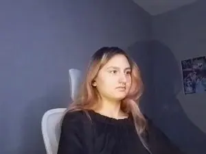 OlimpiaKolmer  live sex cam