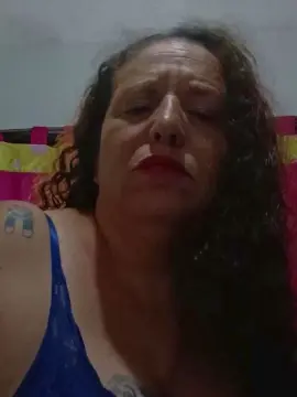Latina773  live sex cam
