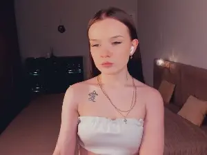 CoreenIp  live sex cam