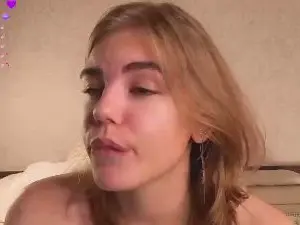 DannaYuen  live sex cam