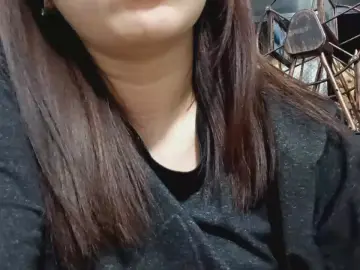 LauretteKirch  live sex cam