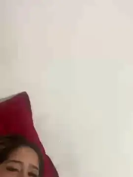 Thathah22  live sex cam