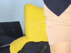 Adriana71  live sex cam