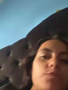 Karola_061  live sex cam