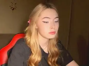 AbbeyKurr  live sex cam