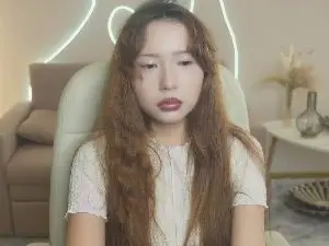 YuOhm  live sex cam