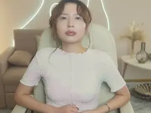 YuOhm  live sex cam
