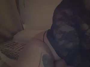 Ctaries_h0t  live sex cam