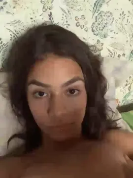 Baaaanydol  live sex cam