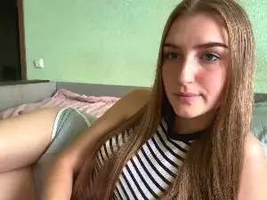 CorrinRunnells  live sex cam