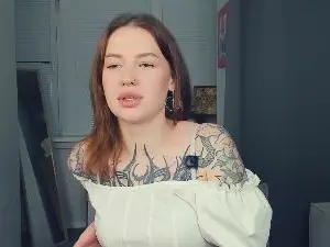JoleenBowles  live sex cam