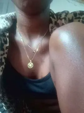 Alexiah3  live sex cam