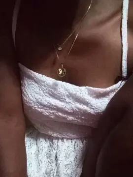 Alexiah3  live sex cam