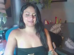 Nicolette_V  live sex cam