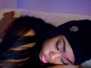 BriannaBrave  live sex cam