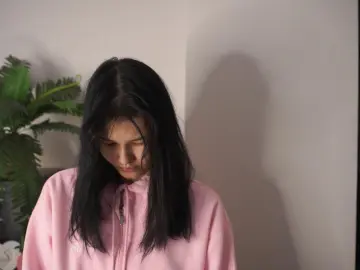IdaliaBream  live sex cam