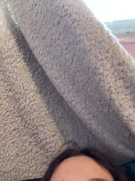 Sexxyluv22  live sex cam