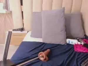 TifanyGrey  live sex cam