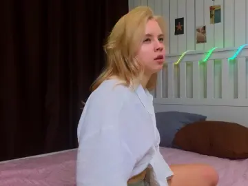 JuleneKappen  live sex cam