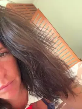 Ojitossverdess  live sex cam