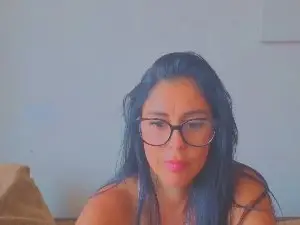 Tatiana2224  live sex cam