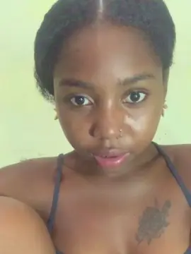 JoyciaKelly  live sex cam