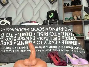 MirandaHaguen  live sex cam