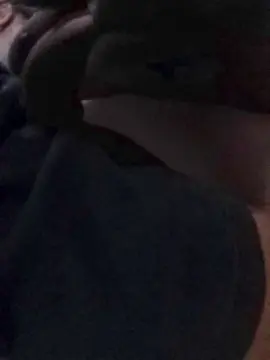 Pussyding01  live sex cam