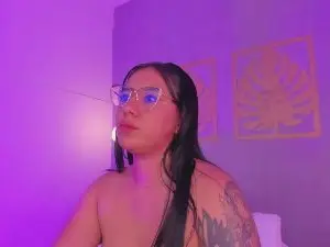 Majo_rose  live sex cam