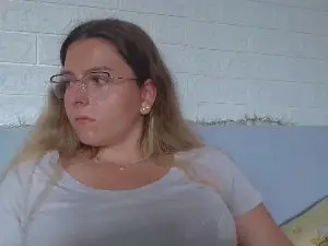 BritneySensual  live sex cam