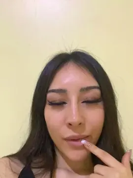 Ignacia_444  live sex cam
