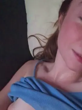 Laurichichi  live sex cam